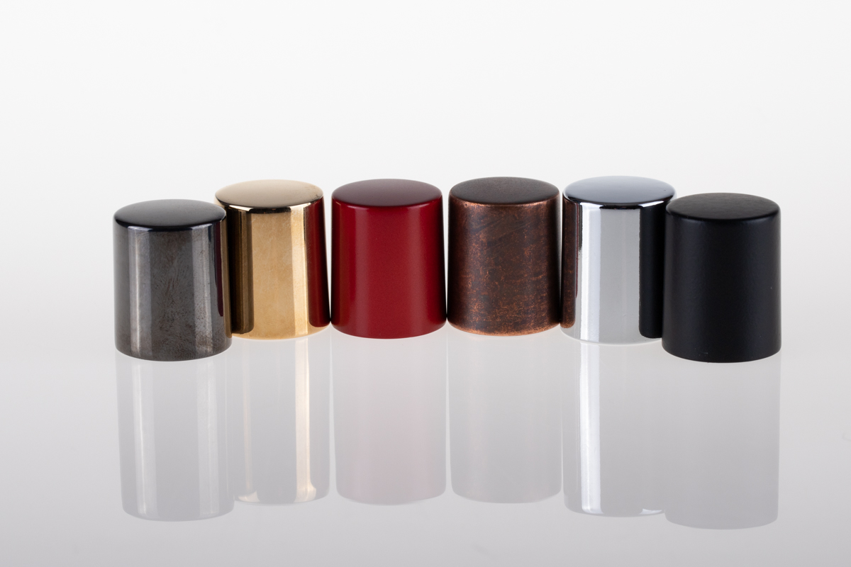 tappo_capsula_packaging_cap_metal_metallo_zama_linea_toti_lake_iseo_zama_verniciato_galvanizzato_personalizzato_inserto_pp_fea15_standard